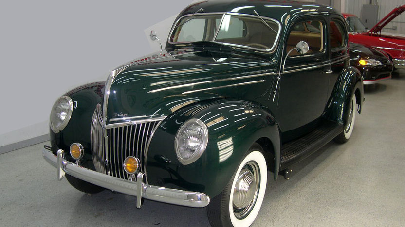 1939 Ford Deluxe 2 Door Sedan Mecum Dallas 2011 F237