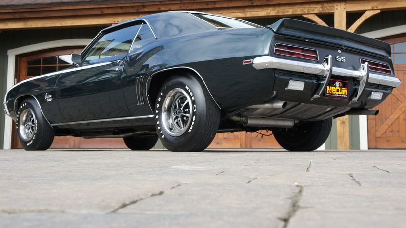 1969 Chevrolet Camaro RS/SS | Mecum Indianapolis 2012 | F369